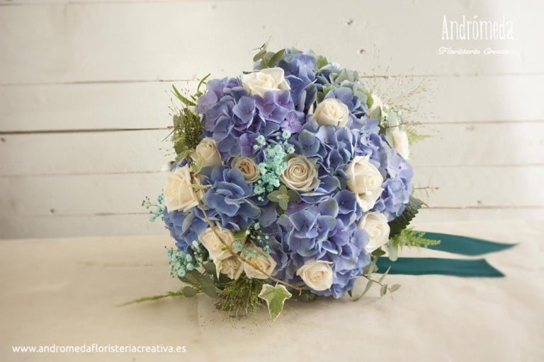 ramo de novia azul