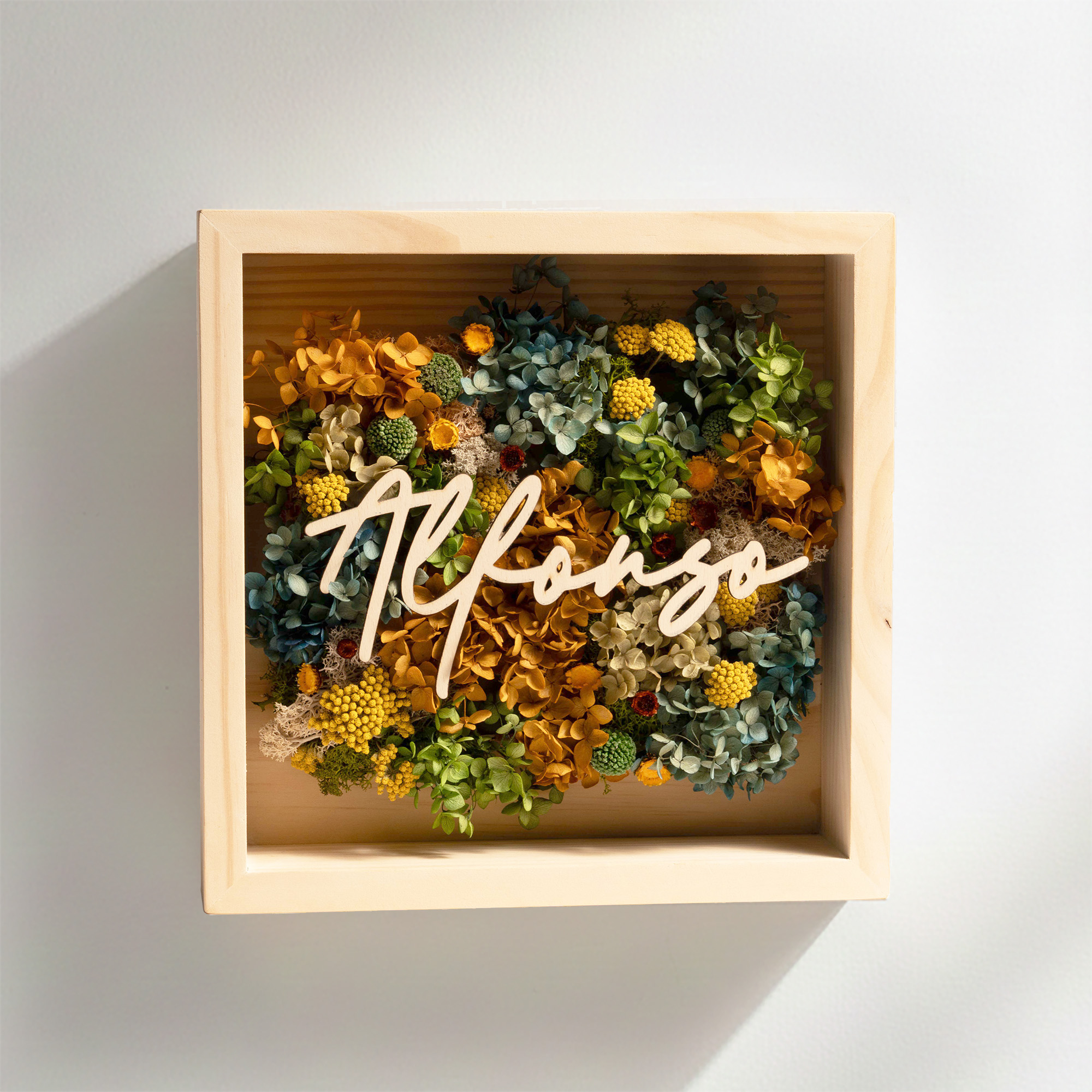 Factae Classic – Cuadro personalizado con flores secas y nombre en madera - Imagen 15